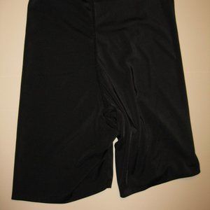 Spanx Shapewear Black mid-thigh short Size Medium